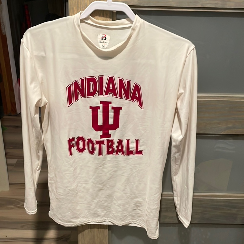 Vintage stretchy Indiana University football shirt